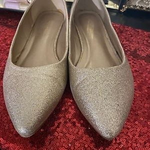 Gold sparkle flats size 10!